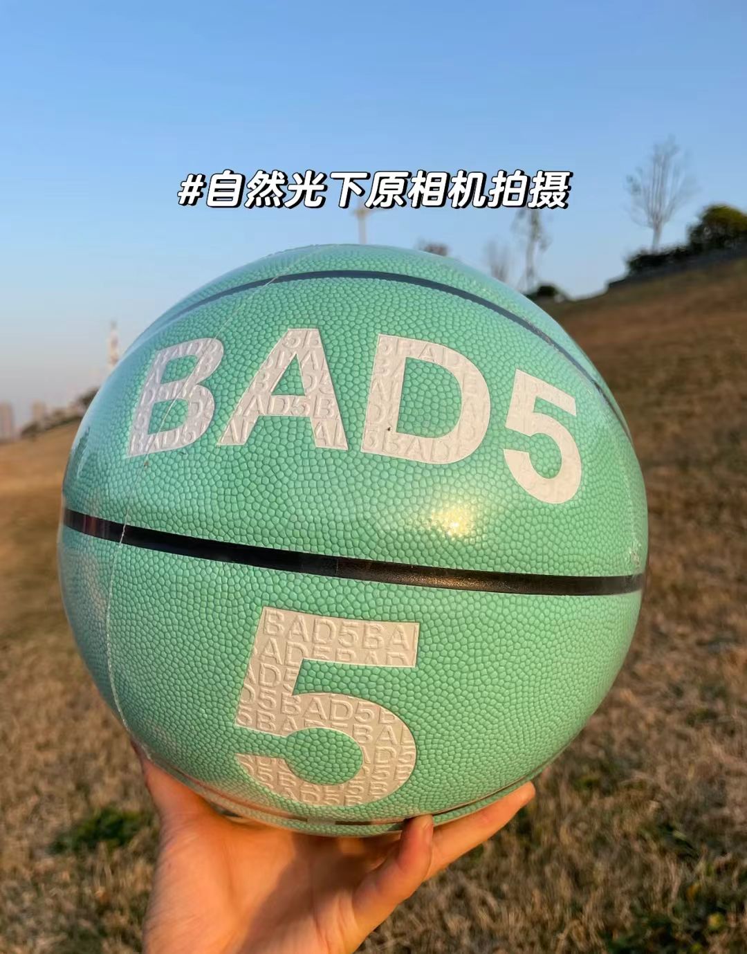 体育赛事独领风骚，球场氛围独具一格的简单介绍