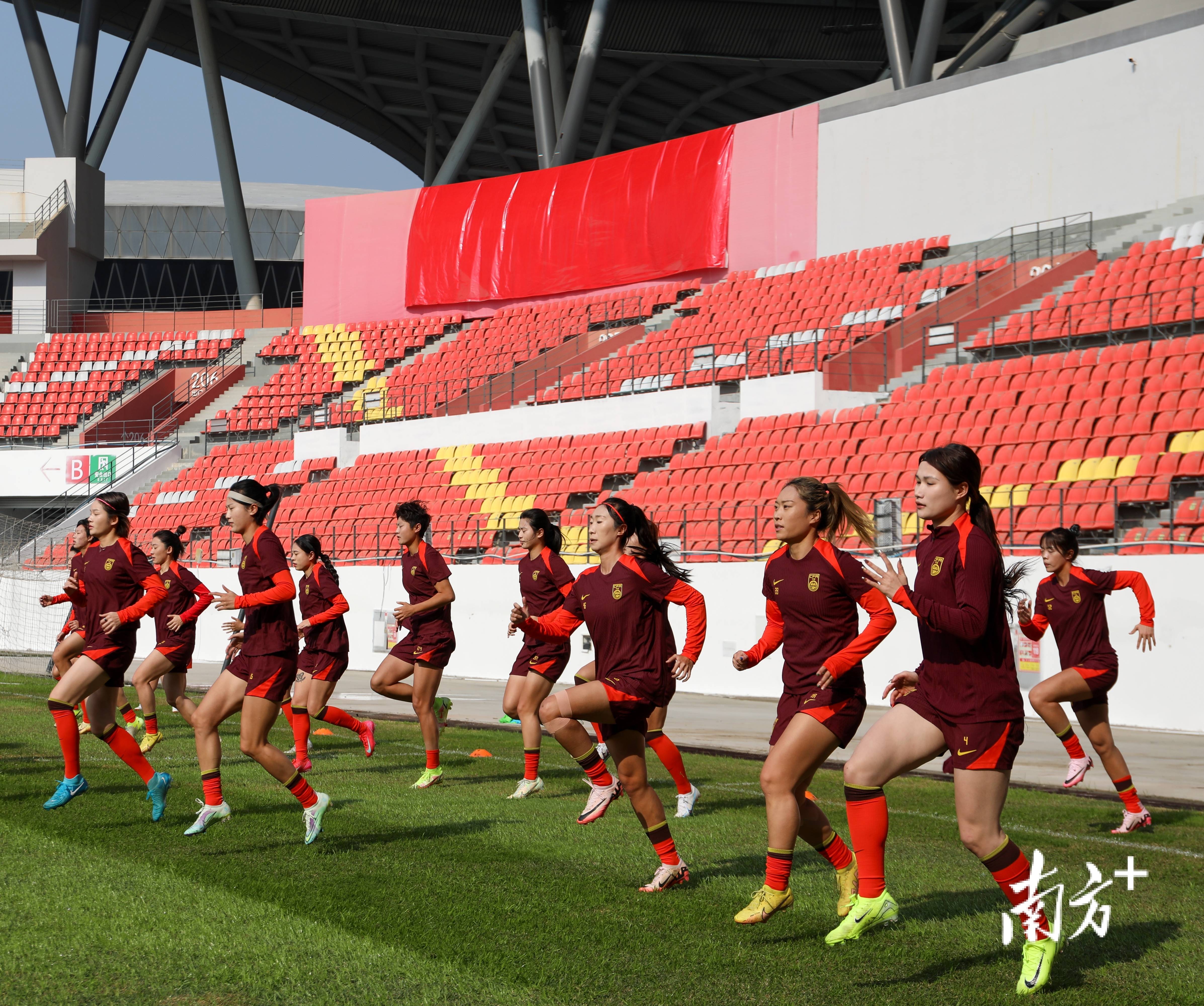 包含中国女足收获国际大奖，体育精神值得点赞的词条